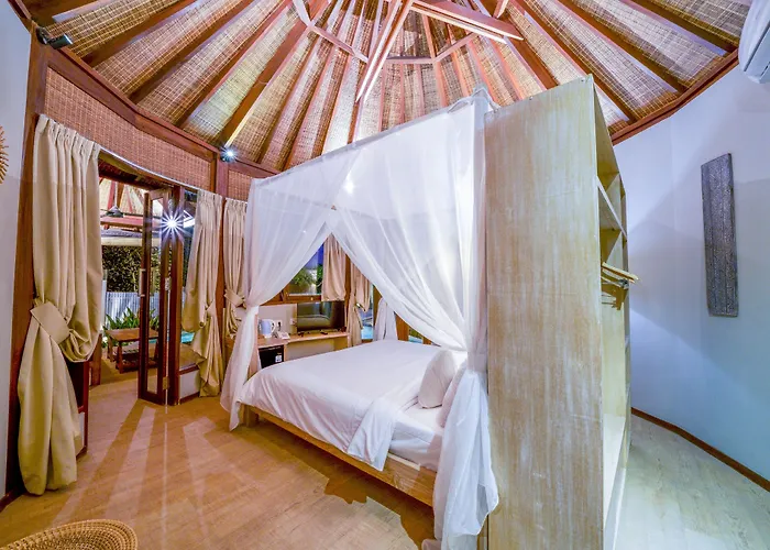 Ora Avia Blue Lagoon 4* 蓝梦岛
