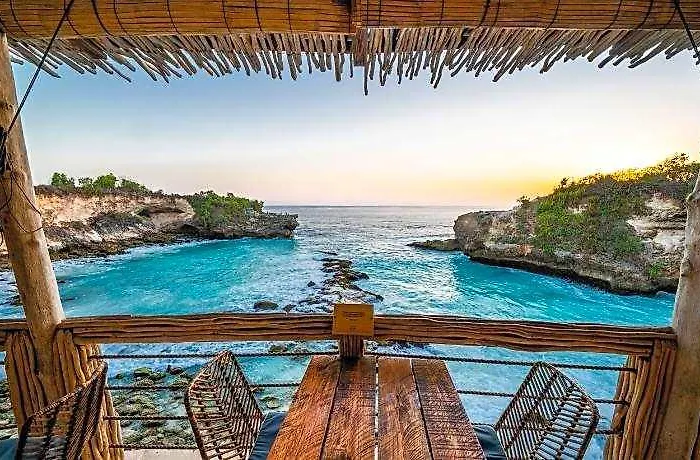 Ora Avia Blue Lagoon