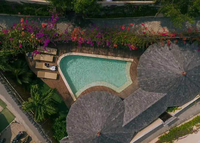Resort Ora Avia Blue Lagoon