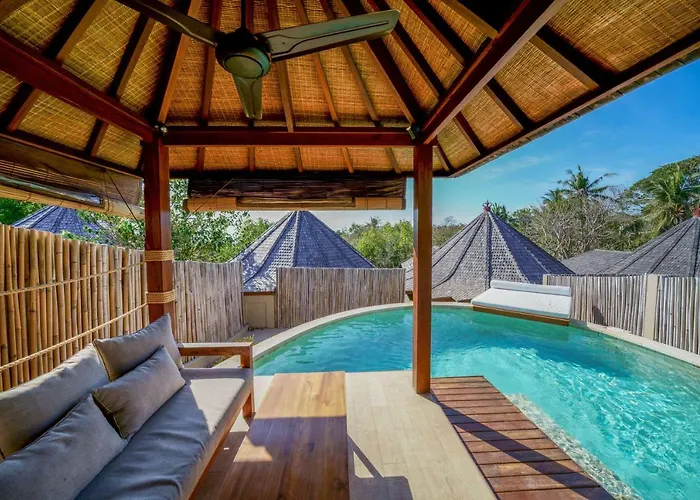 Resort Ora Avia Blue Lagoon
